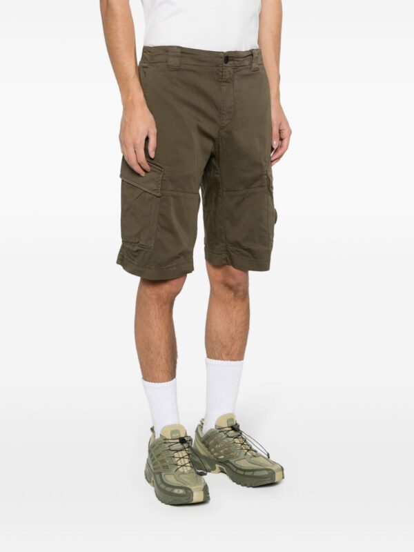 C.P. COMPANY SHORTS VERDE
