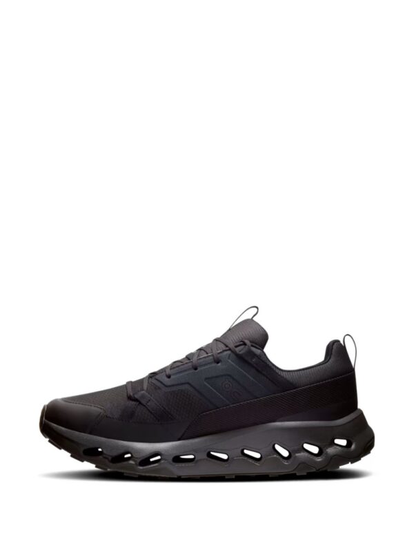 ON Sneakers