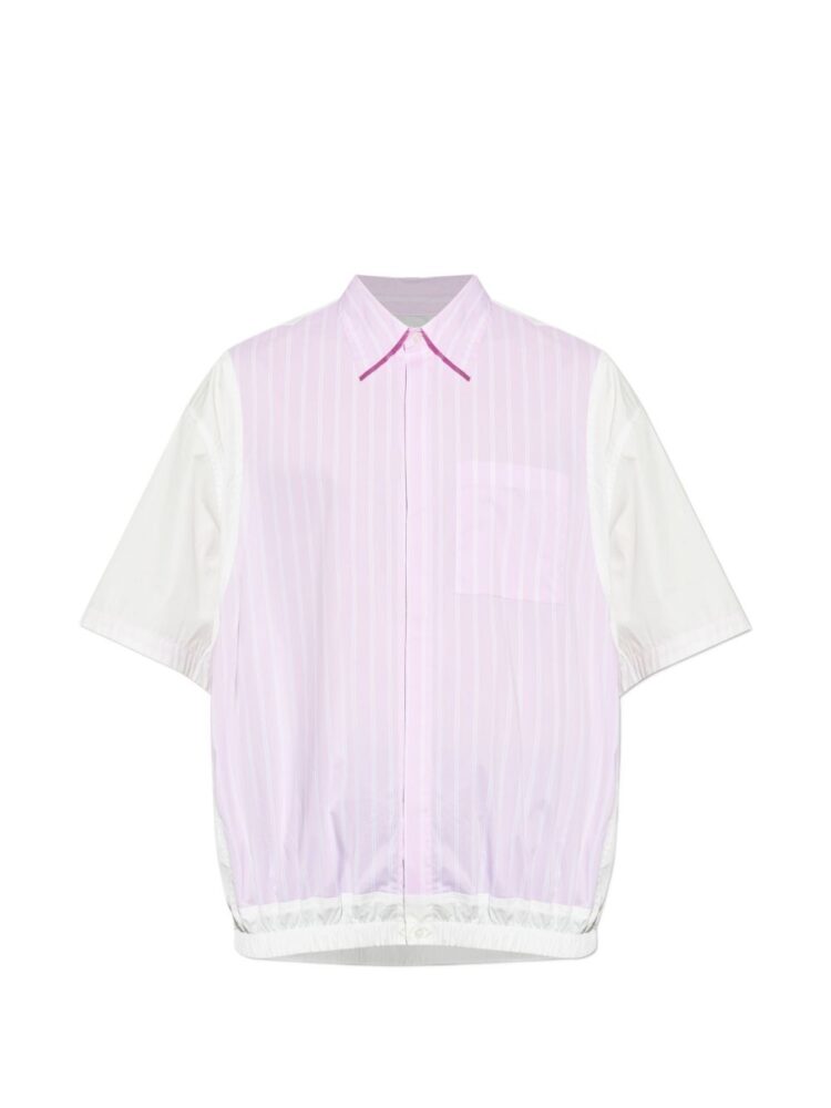 PDF Camicia Shirt 3 Bianco Rosa - Camicia a maniche corte bi-materiale con pannello frontale rosa gessato e patch logo sulla manica.