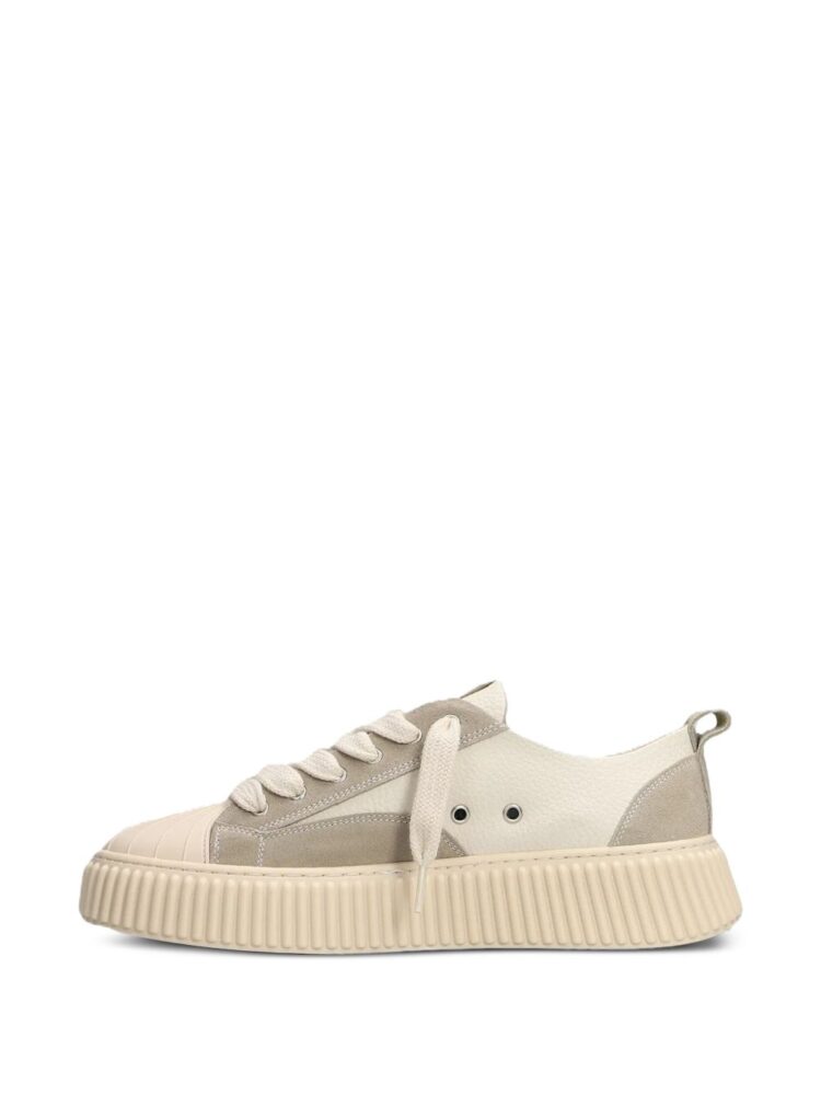 RHUN Sneakers